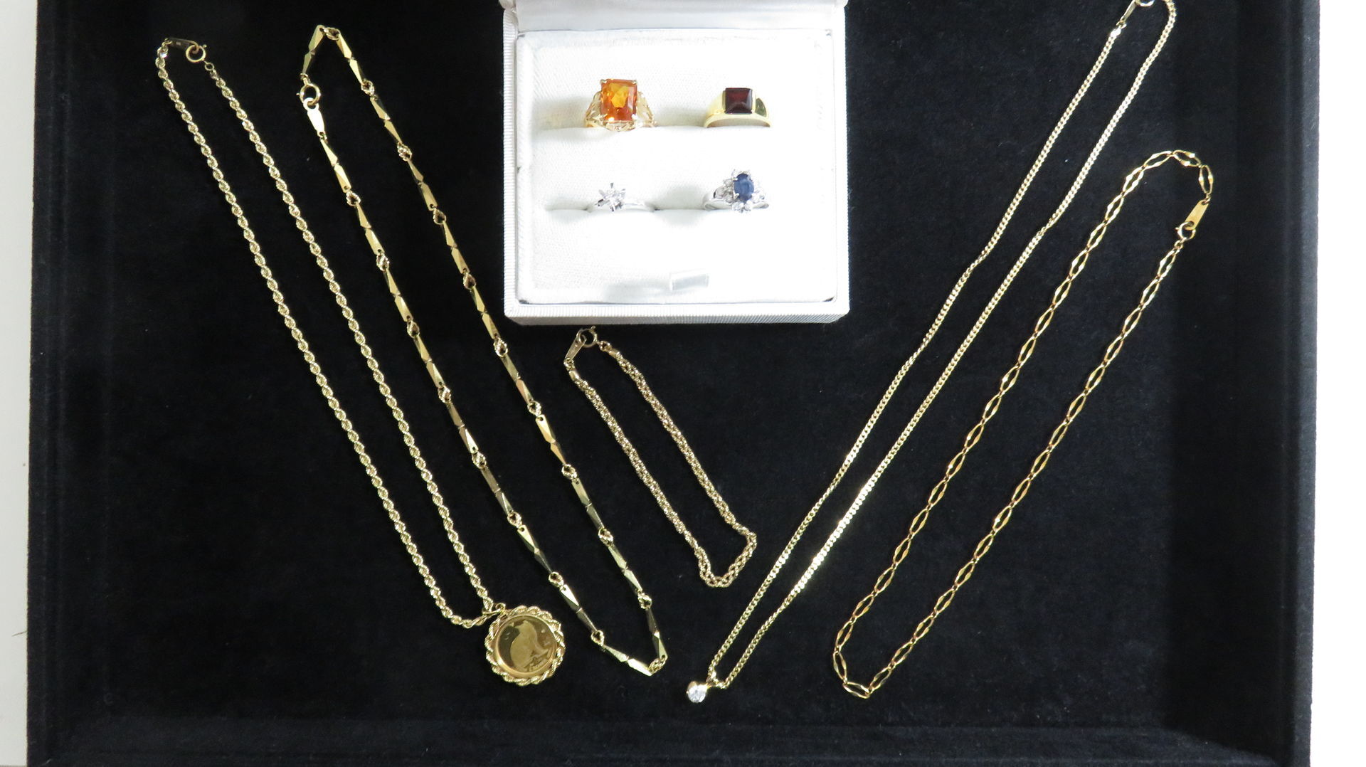 佐賀でダイヤモンド・宝石・金・プラチナ貴金属の買取りお任せ下さい。高価買取致しました。