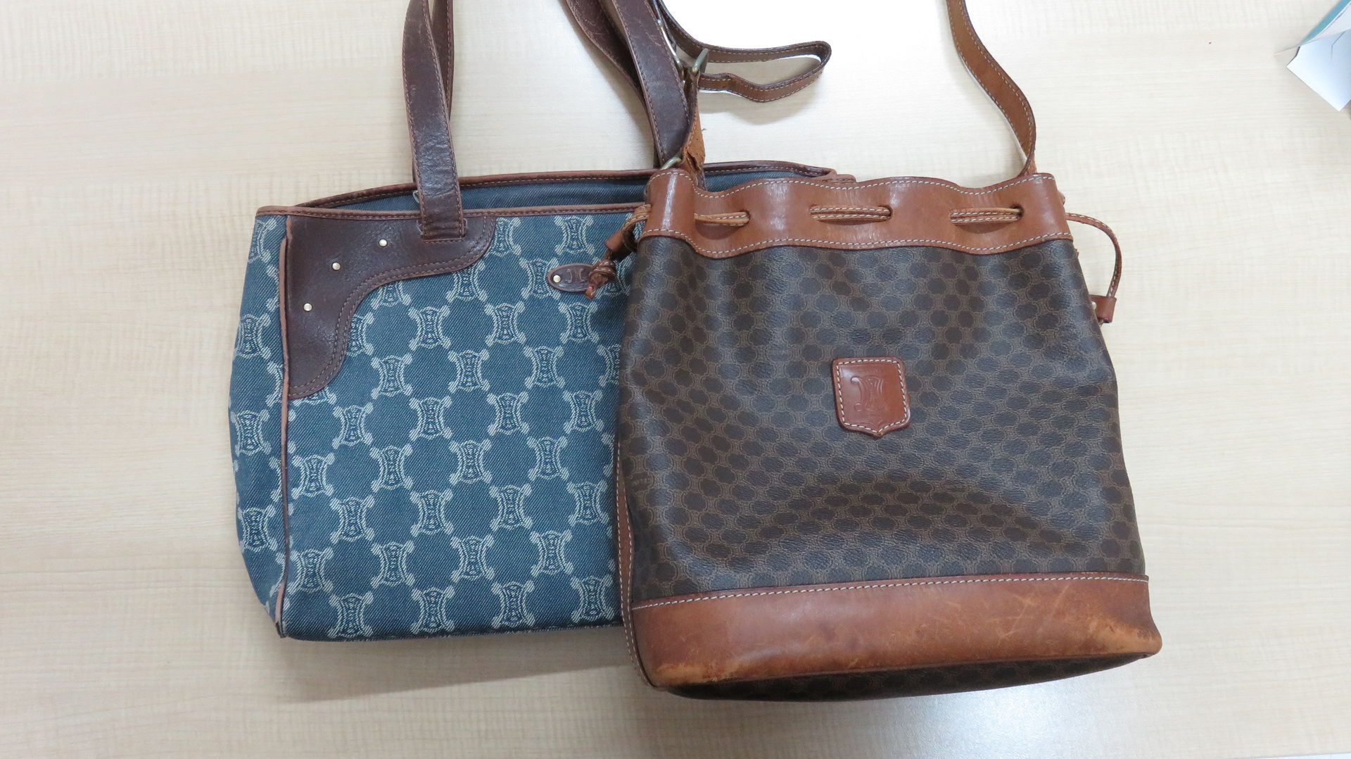 佐賀でブランドバッグの買取りお任せ下さい。セリーヌバッグ2点高価買取致しました。