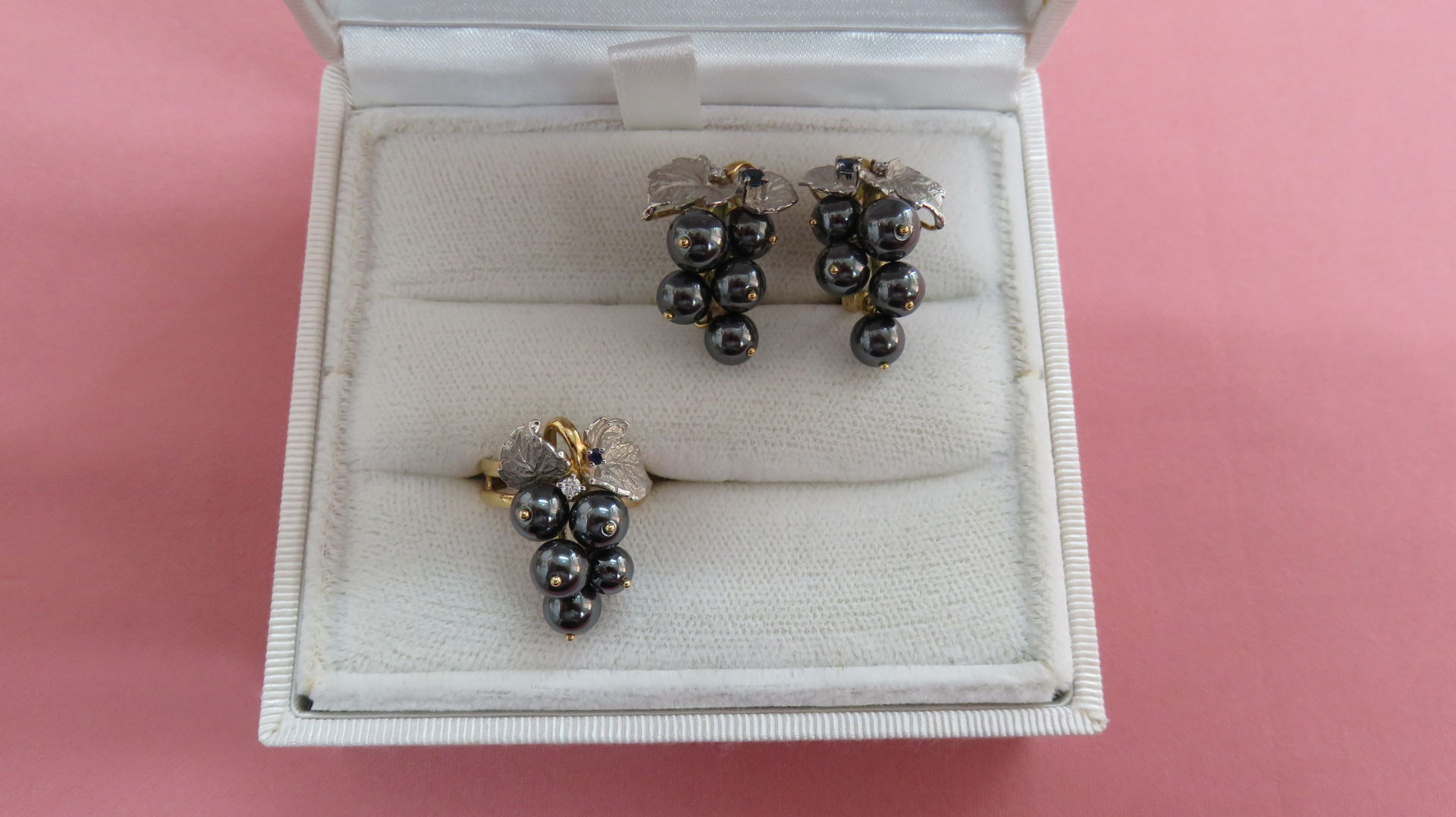 佐賀でデザイナーアクセサリーの買取りお任せ下さい。石川暢子イヤリング高価買取致しました。