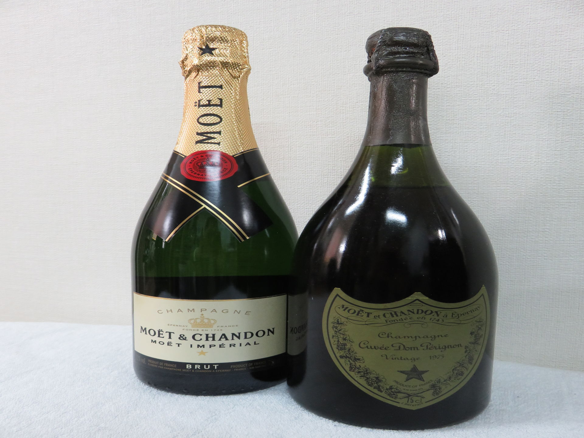 自宅で眠っているシャンパン高く売るならおたからや高木瀬西店。