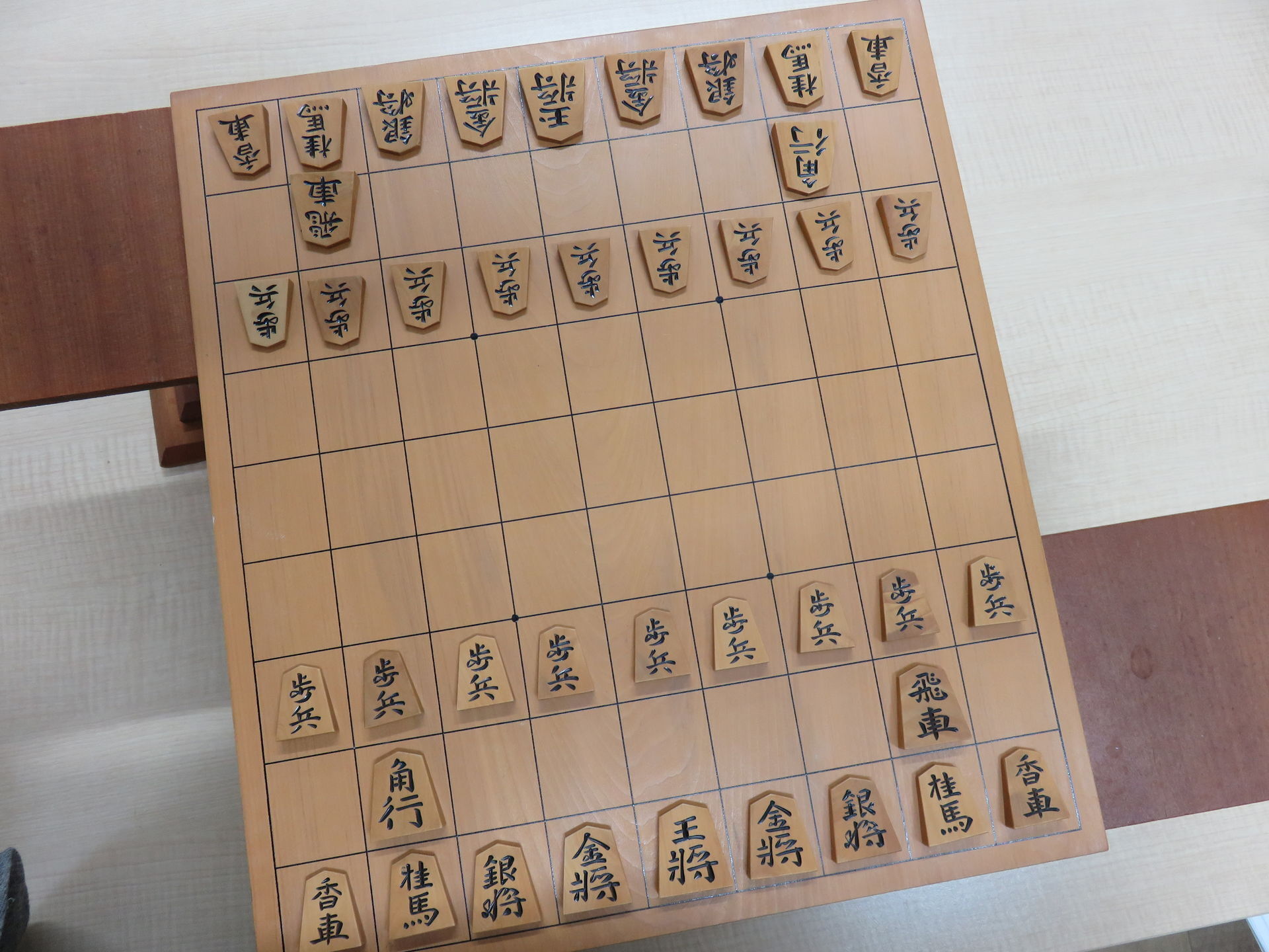 佐賀で将棋盤、駒高く売るなら買取専門のおたからや高木瀬西店。