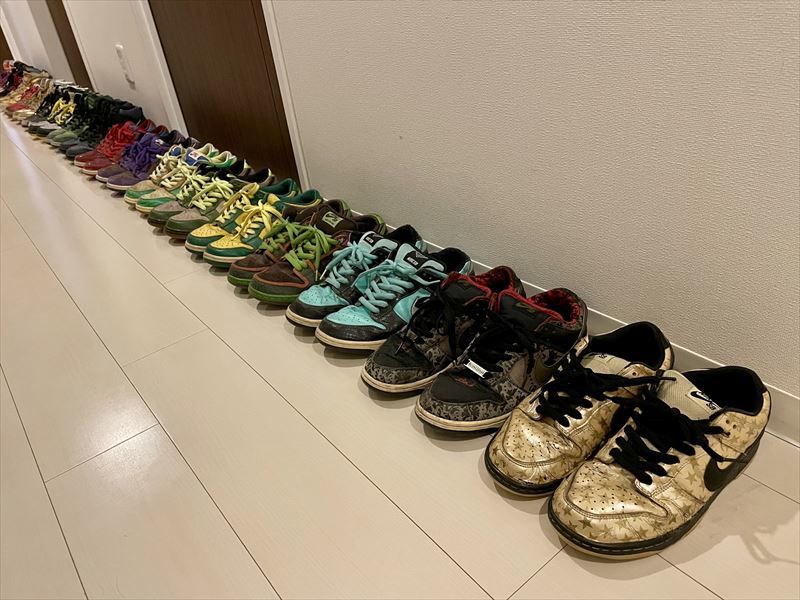 スニーカーをどこに売るのか