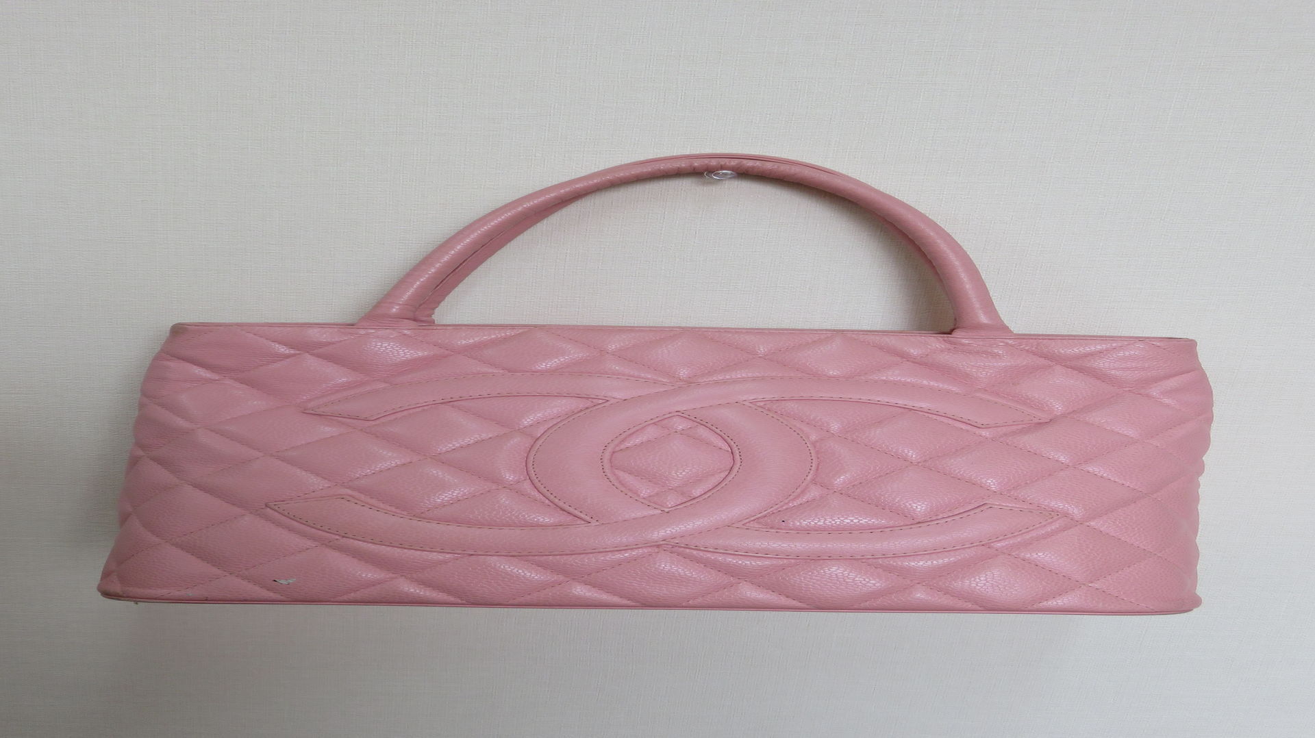 佐賀でシャネル、ルイヴィトン、エルメスのブランドバッグのお買取もお任せ下さい。