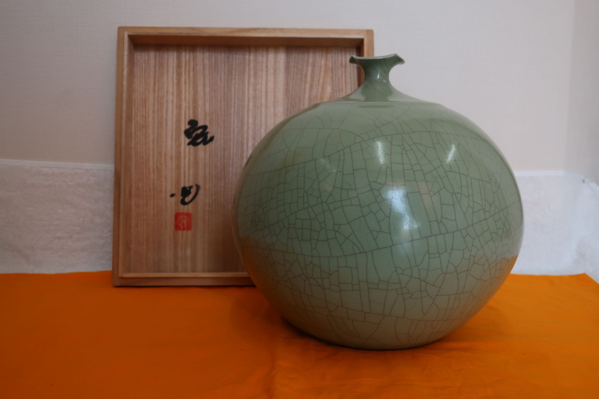 佐賀で陶芸品のお買取お任せ下さい。出張買取りも承っております。