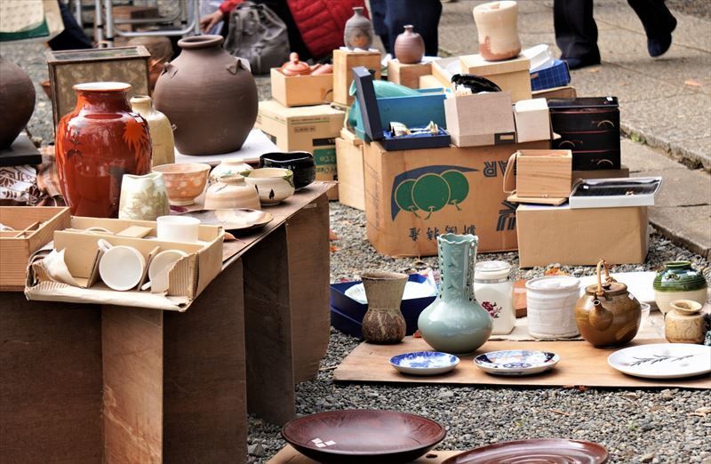 骨董品の本物・偽物の見分け方