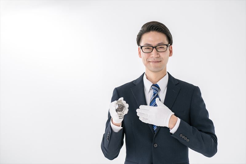 腕時計はいくらで売れるのか？