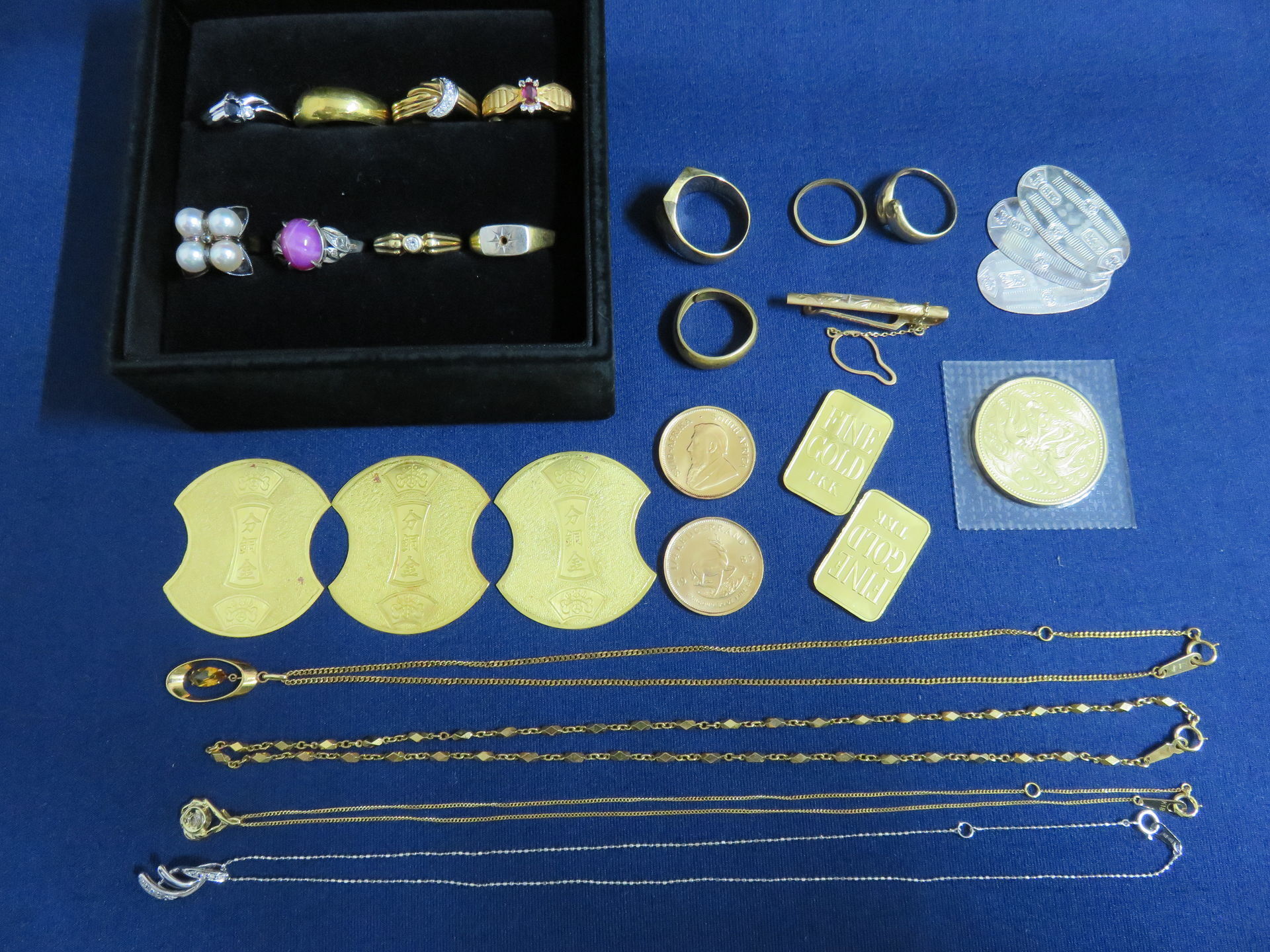 佐賀で金・プラチナ・貴金属を売るなら高価買取実績多数のおたからや高木瀬西店へ